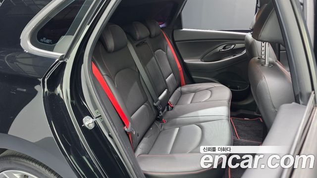 Hyundai i30 2020 — photo 17
