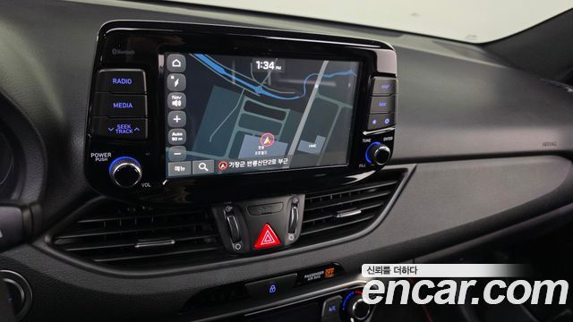 Hyundai i30 2020 — photo 20