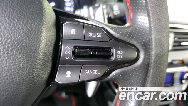 Hyundai i30 2020 — photo 24