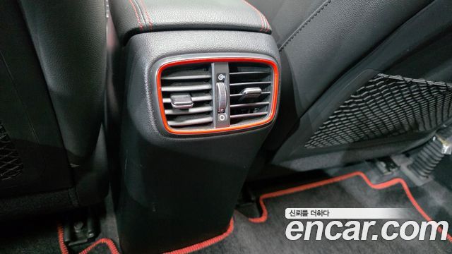 Hyundai i30 2020 — photo 30