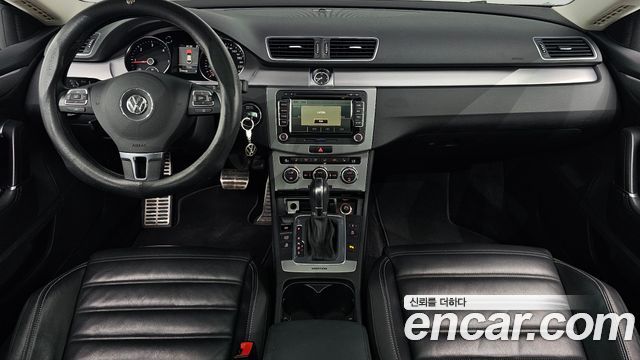 Volkswagen CC 2014 — photo 14