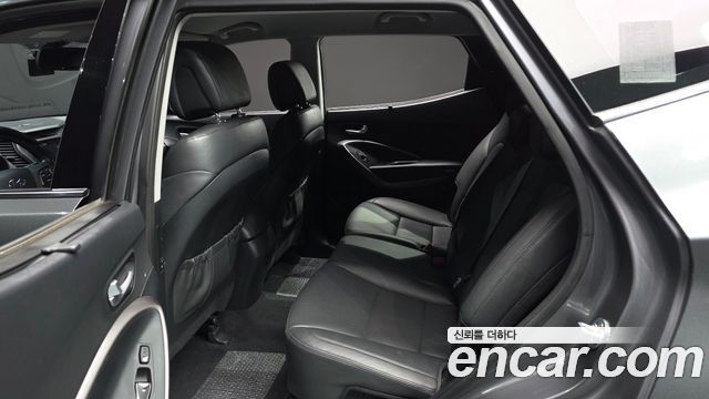 Hyundai Santafe 2016 — photo 12