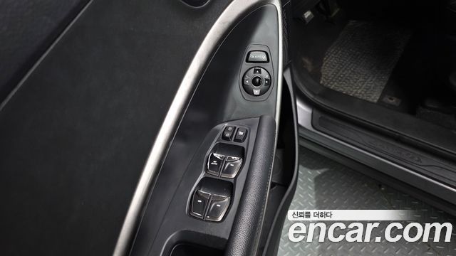 Hyundai Santafe 2016 — photo 18