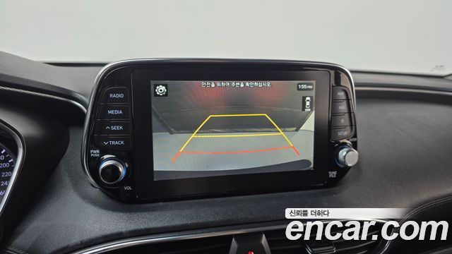 Hyundai Santafe 2019 — photo 14