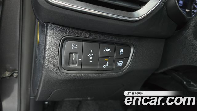 Hyundai Santafe 2019 — photo 16