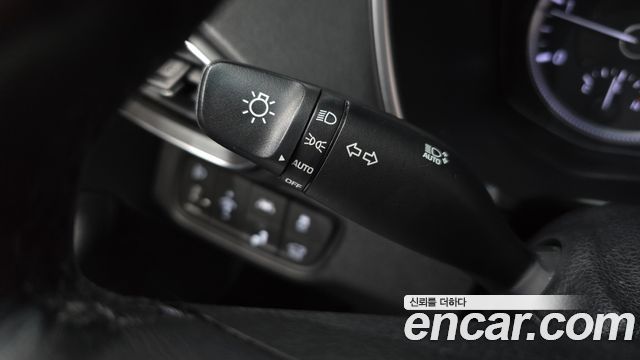 Hyundai Santafe 2019 — photo 17