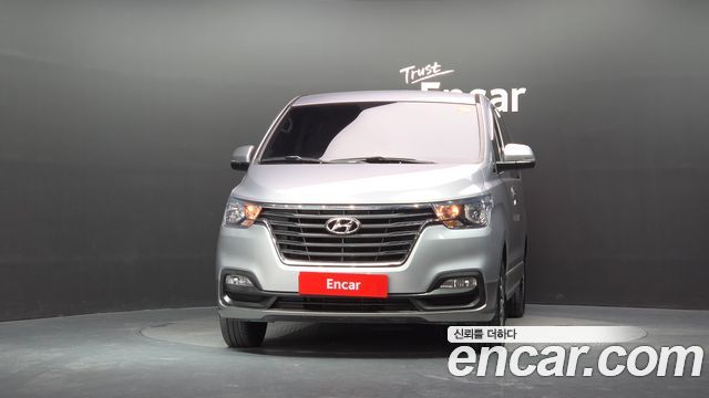 Hyundai Starex 2018 — photo 3