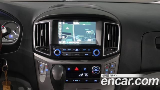 Hyundai Starex 2018 — photo 20