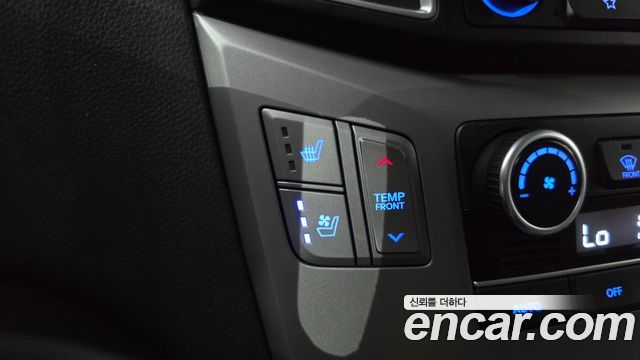 Hyundai Starex 2018 — photo 24