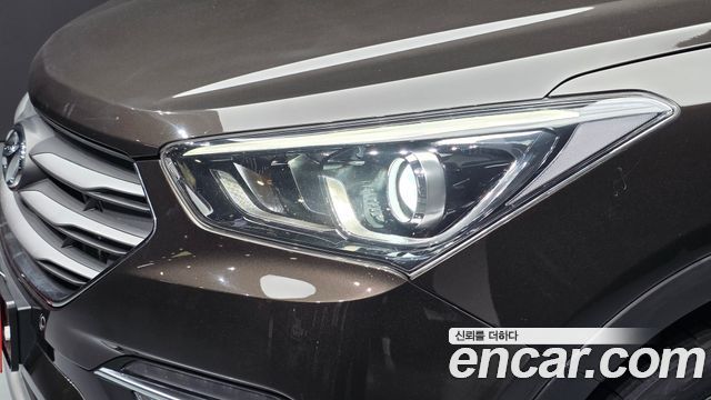 Hyundai Santafe 2018 — photo 8