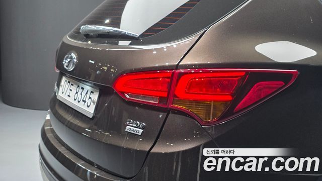 Hyundai Santafe 2018 — photo 9