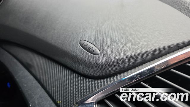 Hyundai Santafe 2018 — photo 33