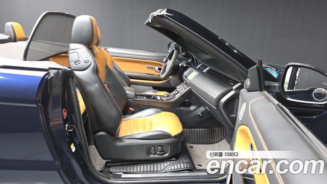 Land Rover Range Rover Evoque 2017 — photo 11