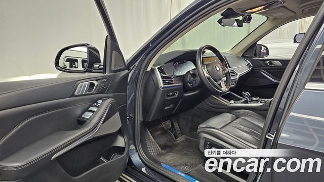 BMW X7 2022 — photo 10