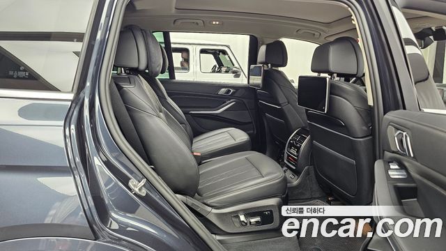 BMW X7 2022 — photo 12