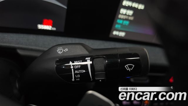 Kia EV6 2022 — photo 27