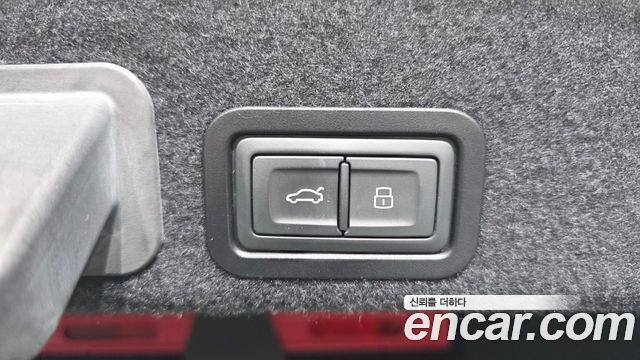 Audi A6 2018 — photo 20