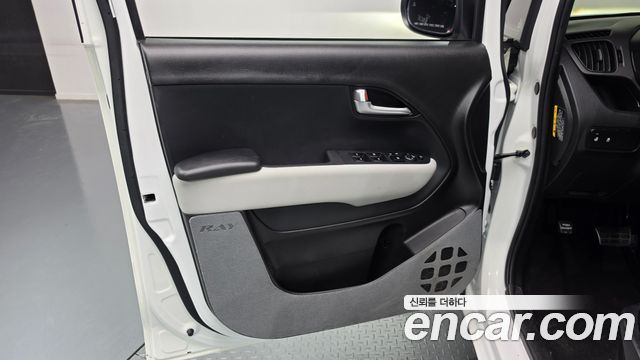 Kia RAY 2023 — photo 14
