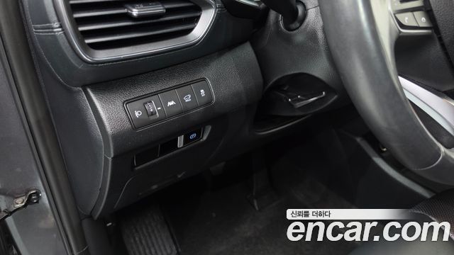 Hyundai Santafe 2021 — photo 26