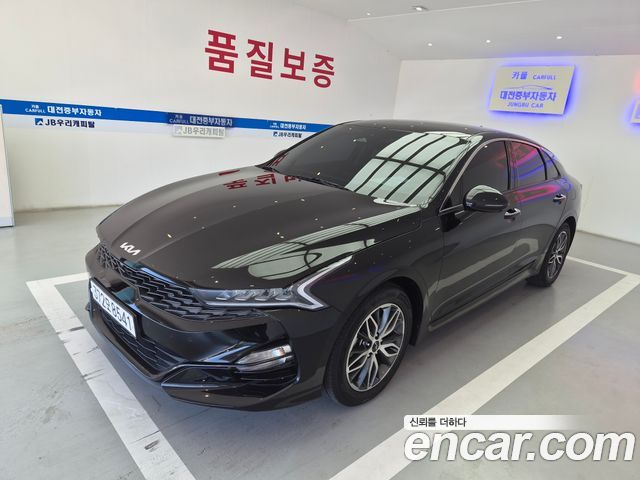 Kia K5 2023 — photo 1