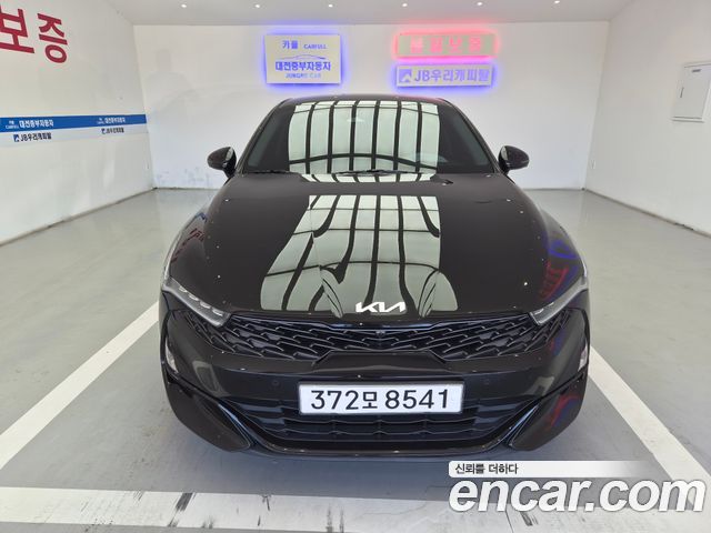 Kia K5 2023 — photo 2
