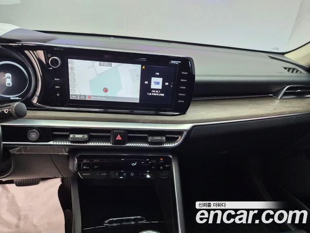 Kia K5 2023 — photo 13