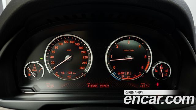 BMW X5 2015 — photo 8