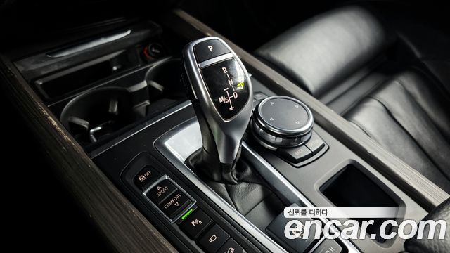 BMW X5 2015 — photo 9