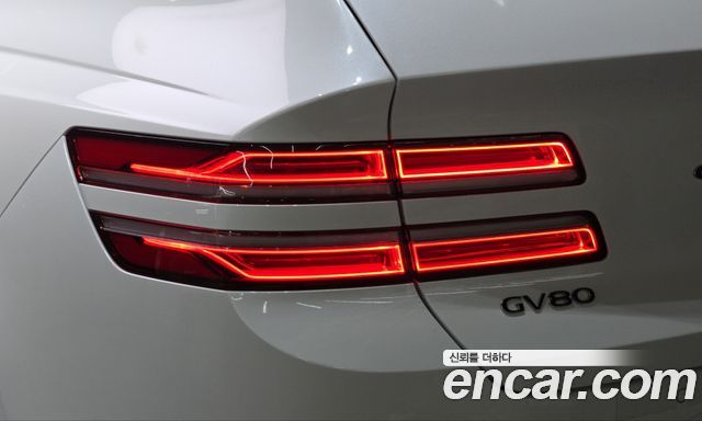 Genesis GV80 2025 — photo 9