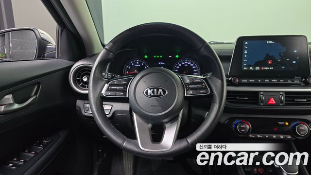 Kia K3 2019 — photo 18
