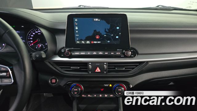 Kia K3 2019 — photo 19