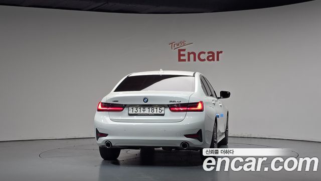 BMW 3-Series 2020 — photo 4