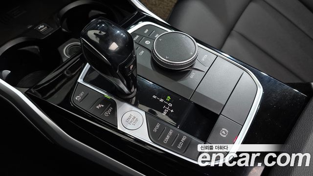 BMW 3-Series 2020 — photo 12
