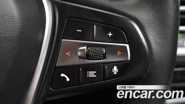 BMW 3-Series 2020 — photo 23
