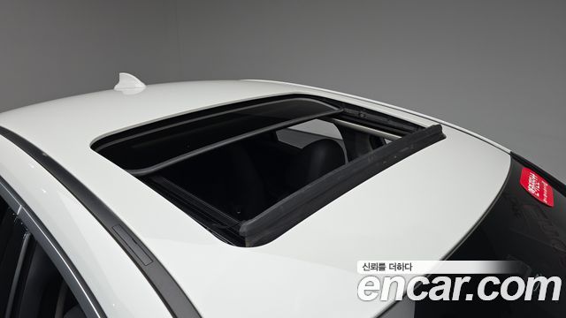 BMW 3-Series 2020 — photo 34
