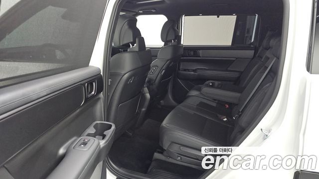 Hyundai Santafe 2025 — photo 17