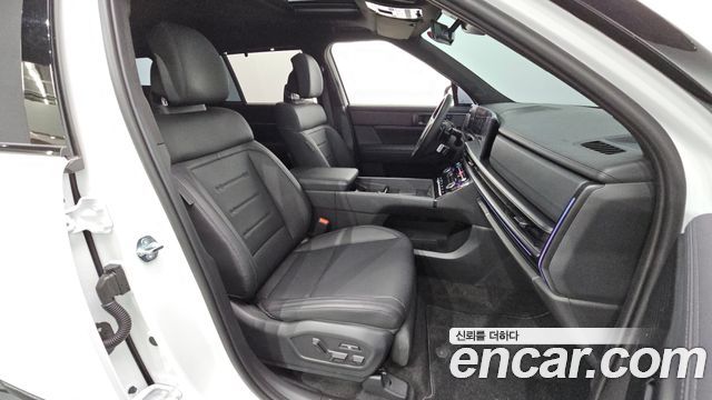 Hyundai Santafe 2025 — photo 16