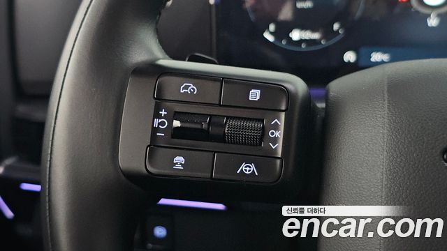Hyundai Santafe 2025 — photo 28