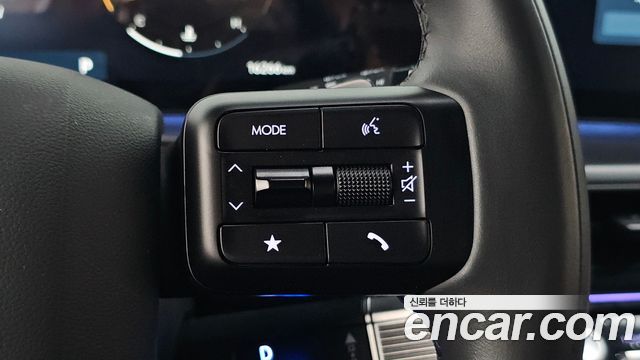Hyundai Santafe 2025 — photo 29