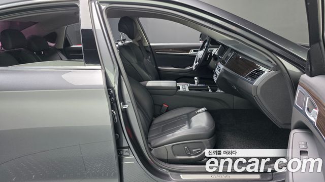 Genesis G80 2017 — photo 16