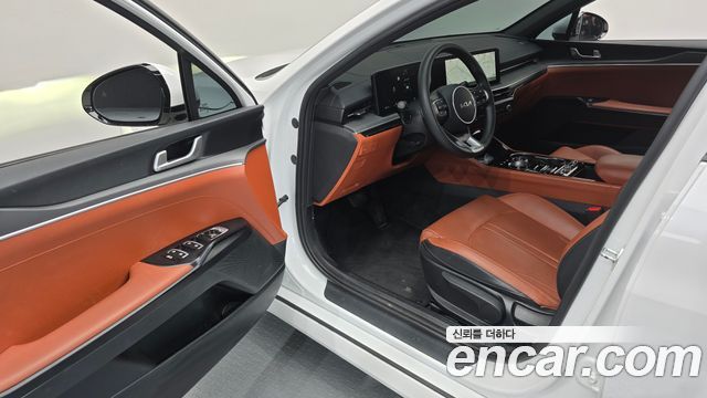 Kia K5 2024 — photo 13
