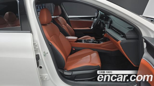 Kia K5 2024 — photo 17