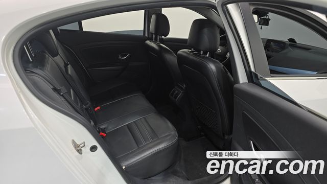 Renault Korea SM3 2015 — photo 17