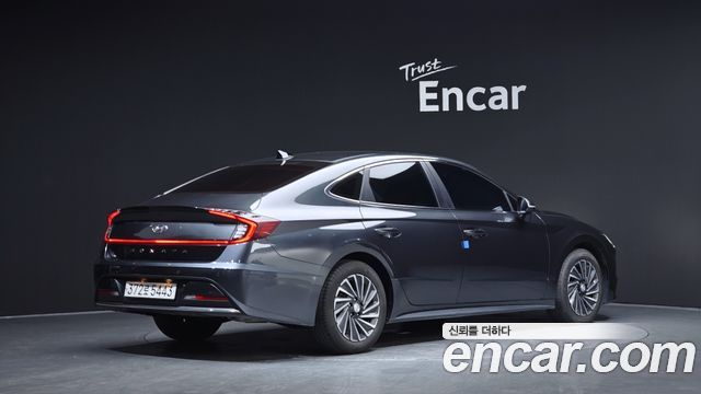 Hyundai Sonata 2023 — photo 2
