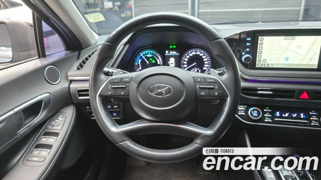 Hyundai Sonata 2023 — photo 18