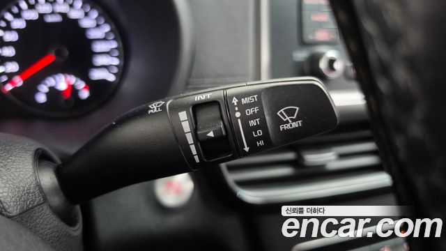 Kia K5 2018 — photo 26