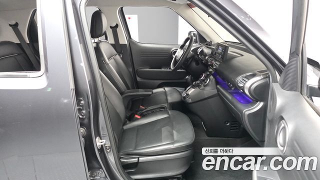 Hyundai Casper 2022 — photo 17