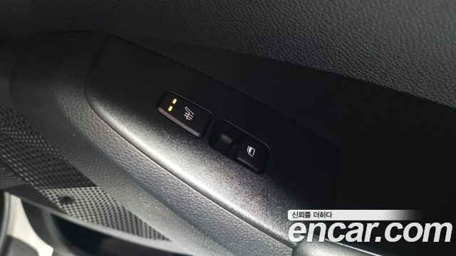 Kia Seltos 2023 — photo 25