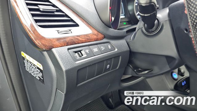 Hyundai Santafe 2017 — photo 16