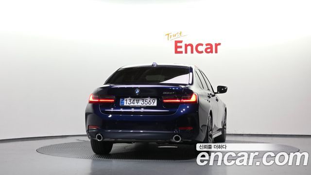 BMW 3-Series 2025 — photo 4